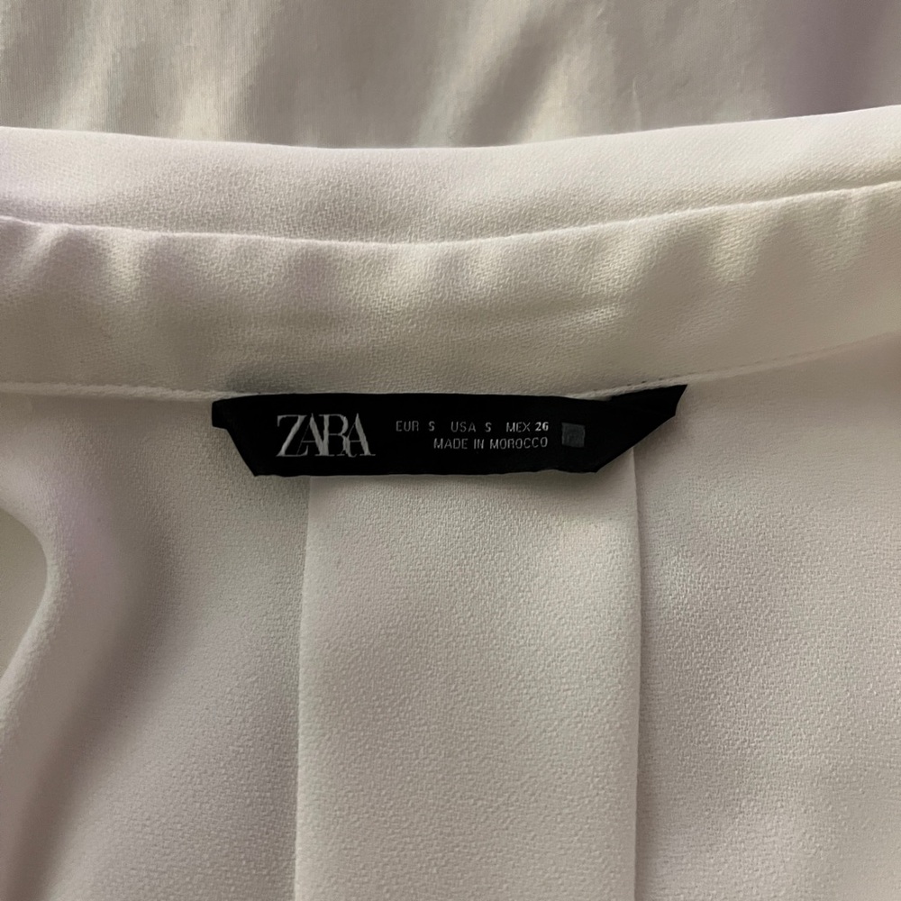 Gold Button Blouse - Picture 4 of 6